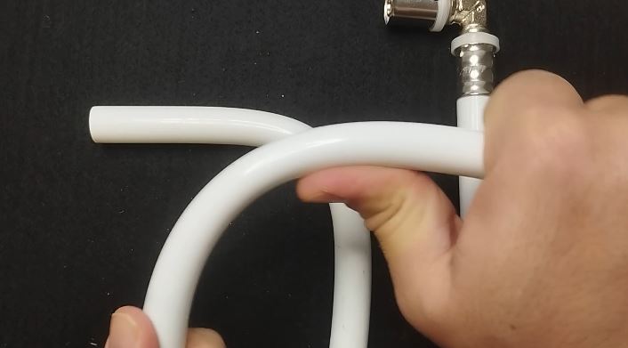 ¿Qué pasa si se dobla mal el tubo multicapa?